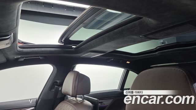 BMW 7-Series 2020 — photo 20