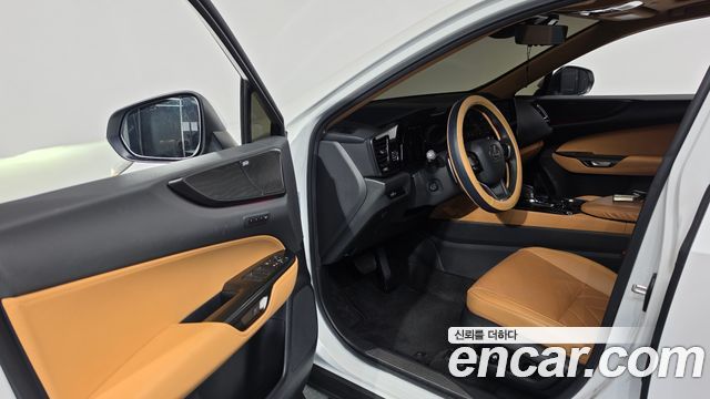 Lexus NX 2025 — photo 13