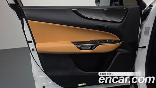 Lexus NX 2025 — photo 14