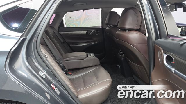 Hyundai Grandeur 2018 — photo 12