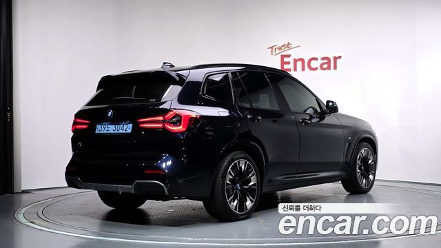 BMW iX3 2022 — photo 2