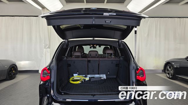 BMW iX3 2022 — photo 26
