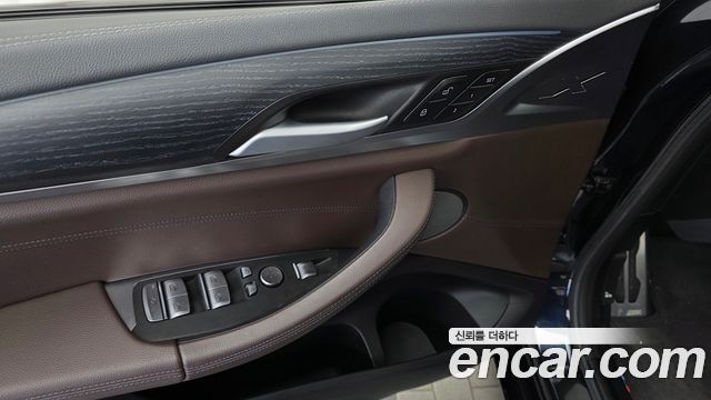 BMW iX3 2022 — photo 28