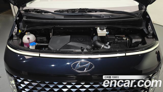 Hyundai Staria 2022 — photo 6