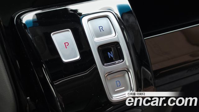 Hyundai Staria 2022 — photo 12