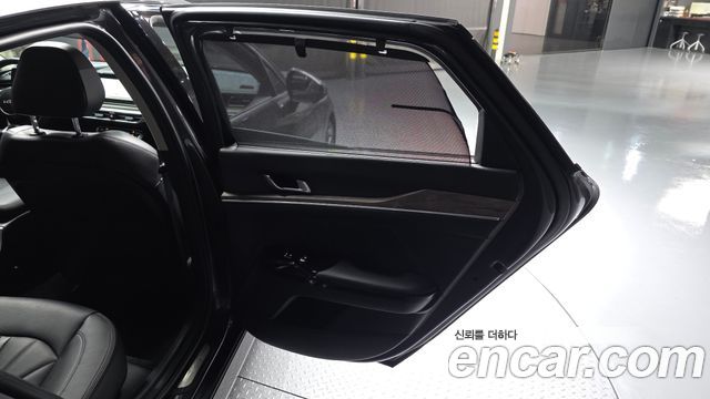 Kia K5 2022 — photo 15