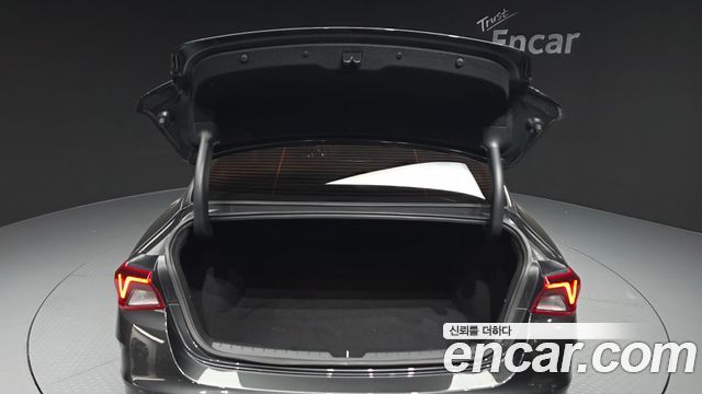 Kia K5 2022 — photo 30