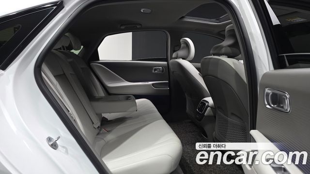 Hyundai Ioniq6 2023 — photo 12