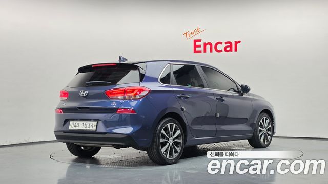 Hyundai i30 2017 — photo 2