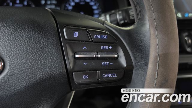 Hyundai i30 2017 — photo 22