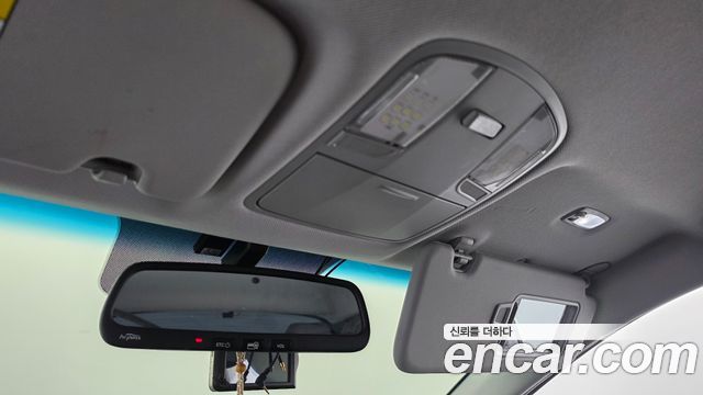 Hyundai i30 2017 — photo 25