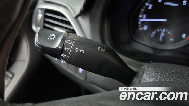 Hyundai i30 2017 — photo 29