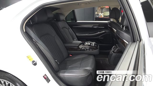 Genesis G90 2020 — photo 18