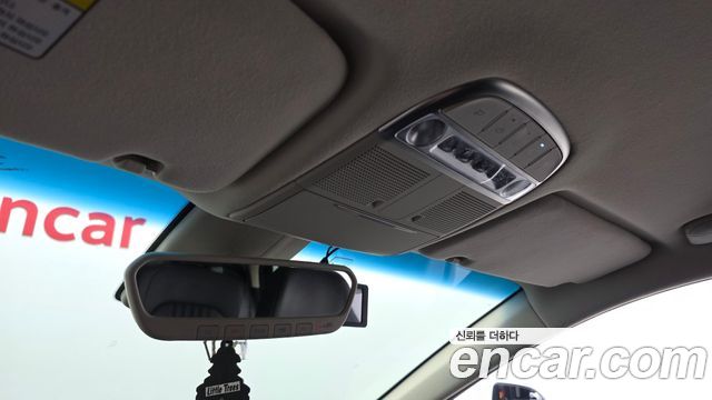 Genesis G90 2020 — photo 25