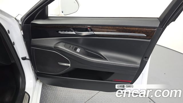 Genesis G90 2020 — photo 14