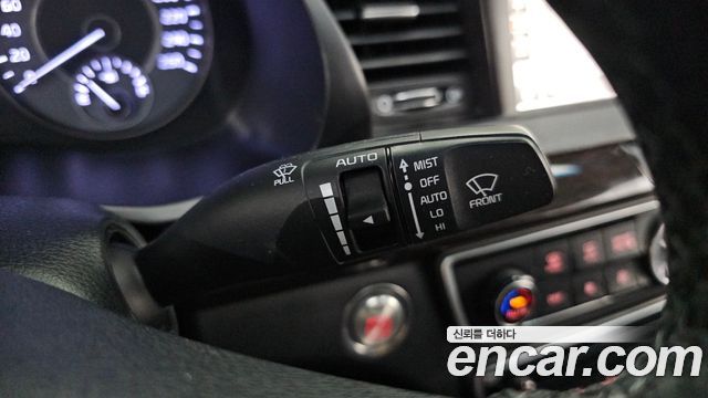 Kia K7 2017 — photo 17