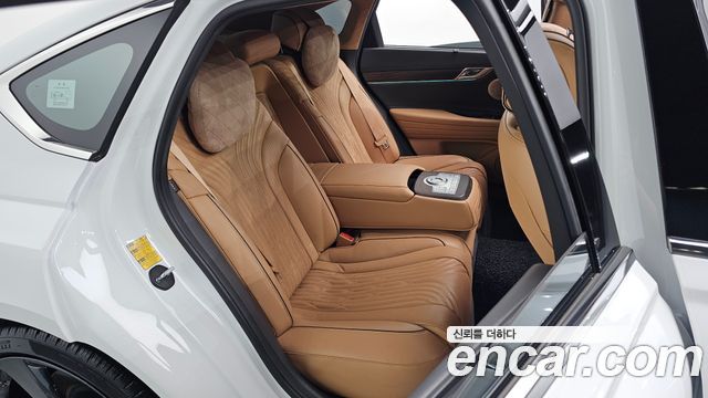 Genesis G80 2021 — photo 17