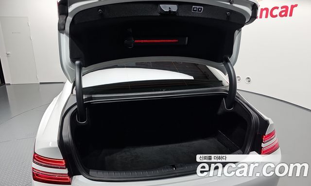 Genesis G80 2021 — photo 38