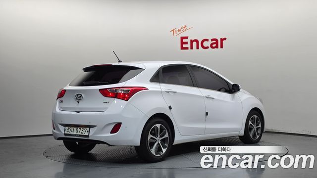 Hyundai i30 2016 — photo 2