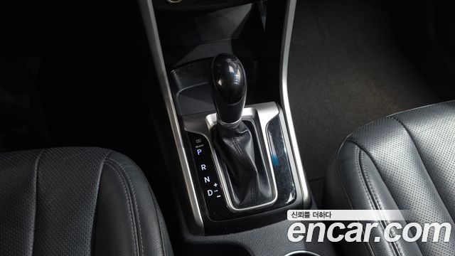 Hyundai i30 2016 — photo 12