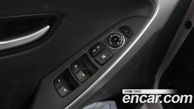 Hyundai i30 2016 — photo 26