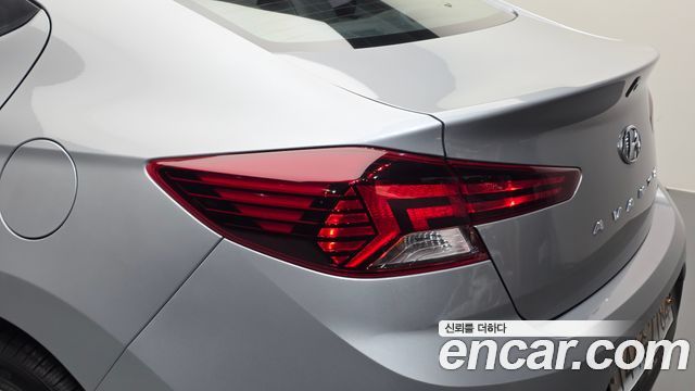 Hyundai AVANTE 2020 — photo 9