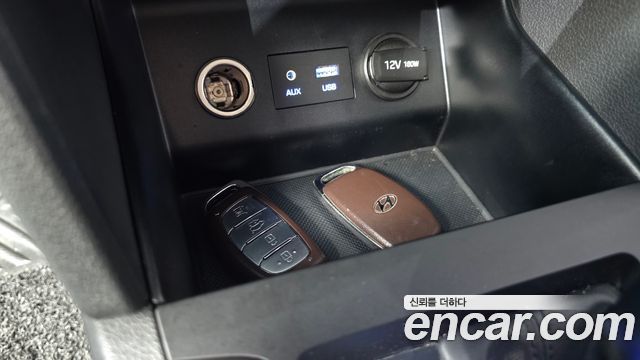 Hyundai AVANTE 2020 — photo 31