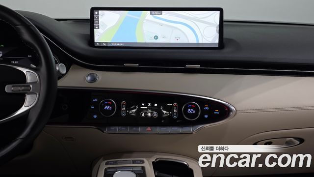 Genesis GV70 2021 — photo 19