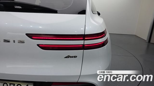 Genesis GV70 2021 — photo 9