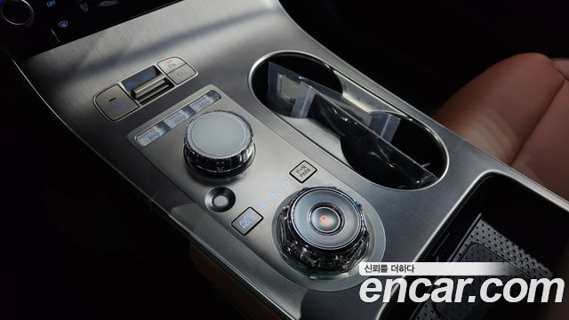 Genesis GV70 2025 — photo 12