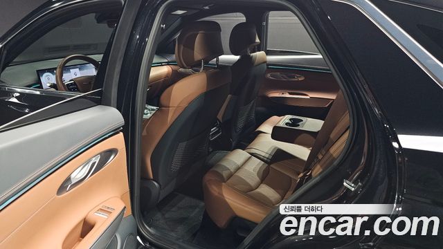 Genesis GV70 2025 — photo 18