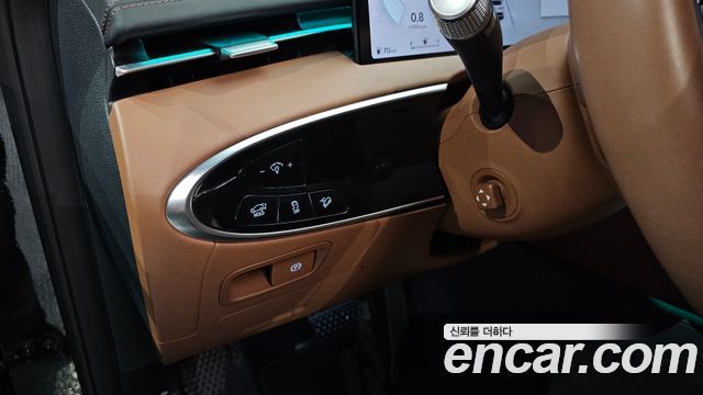 Genesis GV70 2025 — photo 24