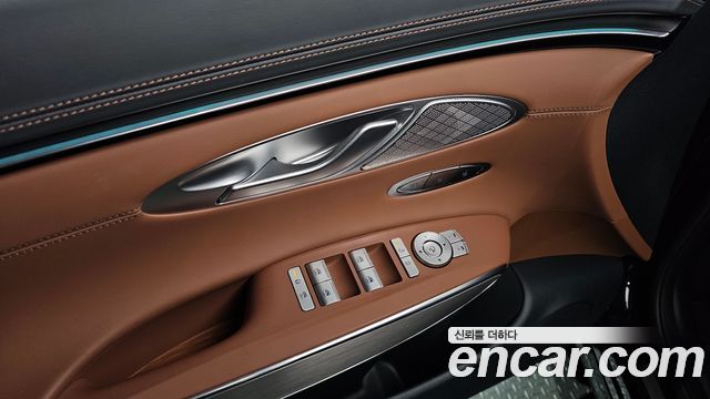 Genesis GV70 2025 — photo 32