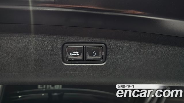 Genesis GV70 2025 — photo 33