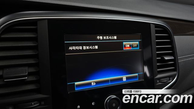 Renault Korea SM6 2017 — photo 15