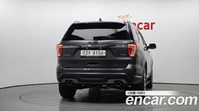 Ford Explorer 2019 — photo 4