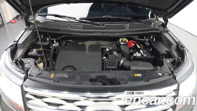 Ford Explorer 2019 — photo 6