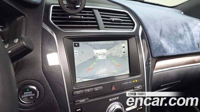 Ford Explorer 2019 — photo 15