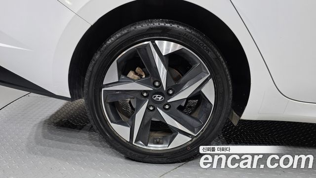 Hyundai AVANTE 2021 — photo 5