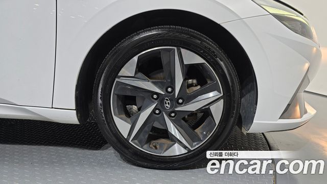 Hyundai AVANTE 2021 — photo 7