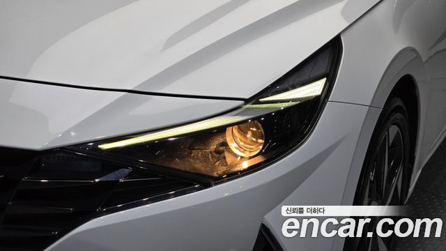 Hyundai AVANTE 2021 — photo 8
