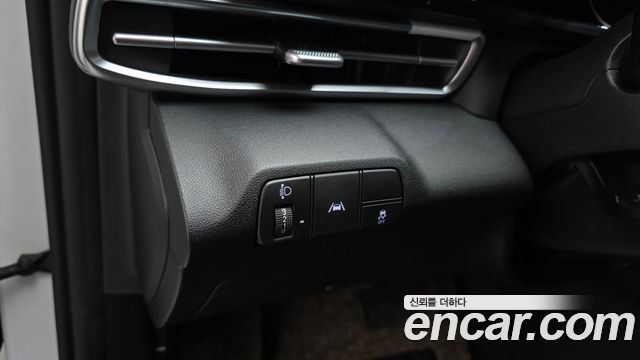 Hyundai AVANTE 2021 — photo 29