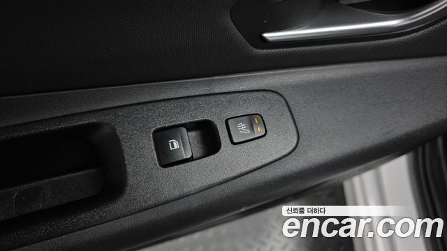 Hyundai AVANTE 2021 — photo 30