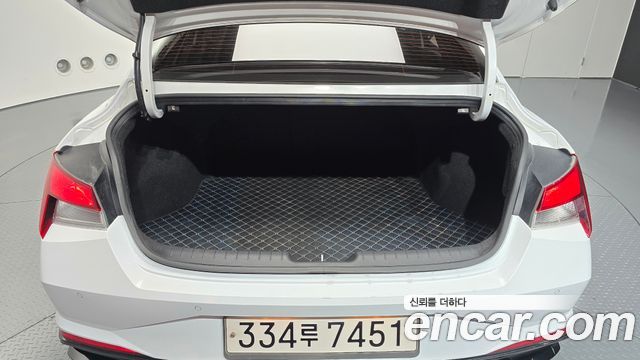 Hyundai AVANTE 2021 — photo 33