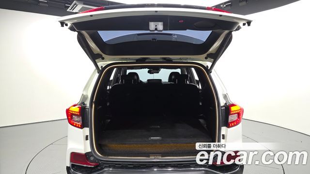 KG Mobility Rexton 2018 — photo 26