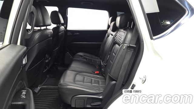 KG Mobility Rexton 2018 — photo 16