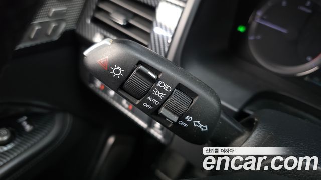 KG Mobility Rexton 2018 — photo 29