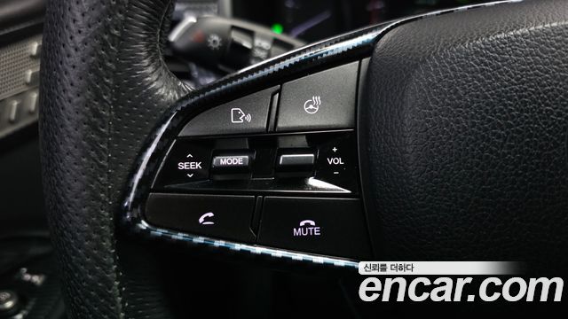 KG Mobility Rexton 2018 — photo 32