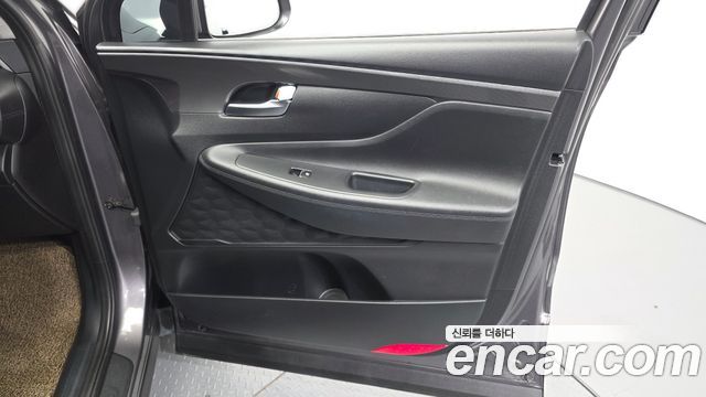 Hyundai Santafe 2021 — photo 14