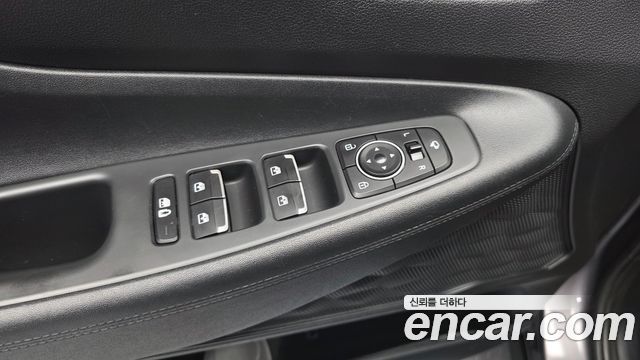 Hyundai Santafe 2021 — photo 30